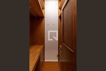 Apartamento à venda com 96m², 3 quartos e 2 vagasCloset da suíte