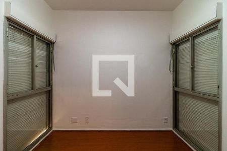 Apartamento à venda com 96m², 3 quartos e 2 vagasQuarto 2