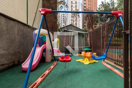 Apartamento à venda com 96m², 3 quartos e 2 vagasÁrea comum - Playground