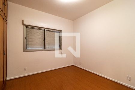 Apartamento à venda com 96m², 3 quartos e 2 vagasQuarto 1