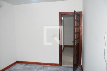 Casa para alugar com 160m², 5 quartos e 3 vagasQuarto 3 com banheiro