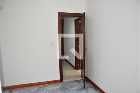 Casa para alugar com 160m², 5 quartos e 3 vagasQuarto 3 com banheiro