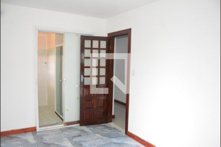 Casa para alugar com 160m², 5 quartos e 3 vagasQuarto 5 com banheiro