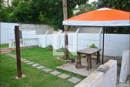 Casa para alugar com 160m², 5 quartos e 3 vagasQuintal com churrasqueira