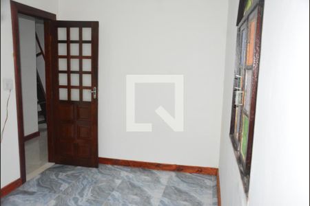 Casa para alugar com 160m², 5 quartos e 3 vagasQuarto 4 com banheiro