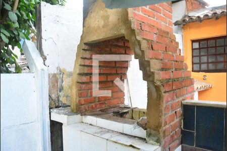 Casa para alugar com 160m², 5 quartos e 3 vagasQuintal com churrasqueira