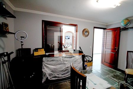 Casa para alugar com 450m², 4 quartos e 8 vagas Casa para alugar com 450m², 4 quartos e 8 vagasQuarto de Serviço