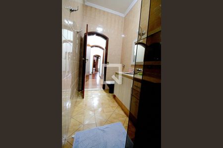 Casa para alugar com 450m², 4 quartos e 8 vagas Casa para alugar com 450m², 4 quartos e 8 vagasBanheiro da Suíte 2