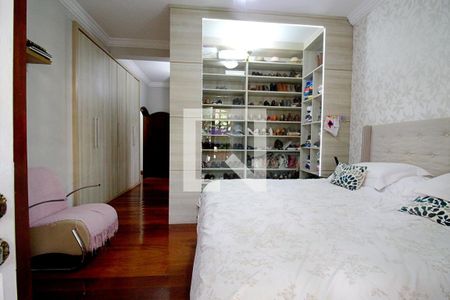 Casa para alugar com 450m², 4 quartos e 8 vagas Casa para alugar com 450m², 4 quartos e 8 vagasSuíte 4