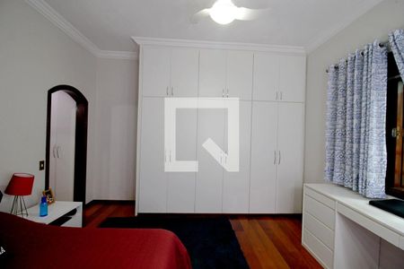 Casa para alugar com 450m², 4 quartos e 8 vagas Casa para alugar com 450m², 4 quartos e 8 vagasSuíte 3