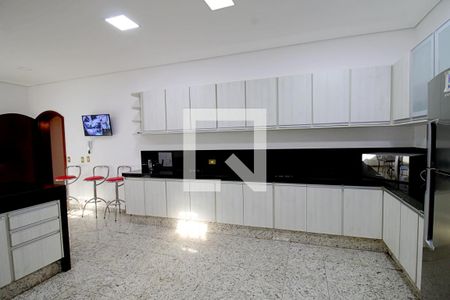 Casa para alugar com 450m², 4 quartos e 8 vagas Casa para alugar com 450m², 4 quartos e 8 vagasCozinha