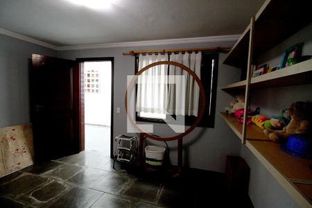 Casa para alugar com 450m², 4 quartos e 8 vagas Casa para alugar com 450m², 4 quartos e 8 vagasQuarto de Serviço