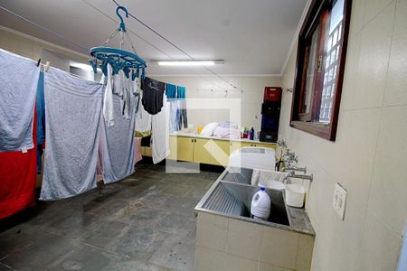 Casa para alugar com 450m², 4 quartos e 8 vagas Casa para alugar com 450m², 4 quartos e 8 vagasÁrea de Serviço