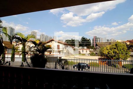 Casa para alugar com 450m², 4 quartos e 8 vagas Casa para alugar com 450m², 4 quartos e 8 vagasVaranda