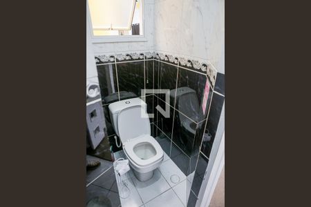 Casa à venda com 170m², 2 quartos e 8 vagas Casa à venda com 170m², 2 quartos e 8 vagasLavabo