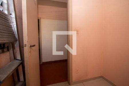 Apartamento à venda com 214m², 2 quartos e 4 vagas Apartamento à venda com 214m², 2 quartos e 4 vagasQuarto de Serviço