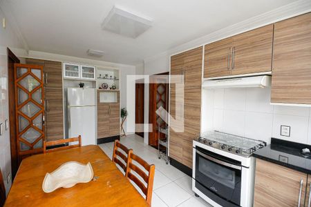 Casa para alugar com 150m², 4 quartos e 3 vagasCozinha