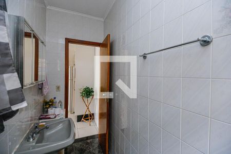 Casa para alugar com 150m², 4 quartos e 3 vagasBanheiro 2