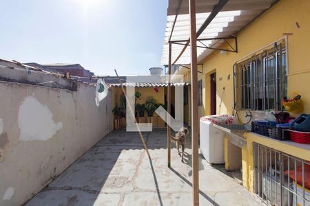 Casa à venda com 8m², 5 quartos e 1 vagaCasa 3 -  Área de Serviço