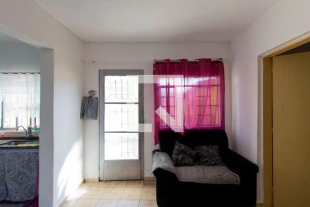 Casa à venda com 8m², 5 quartos e 1 vagaCasa 3 -  Sala