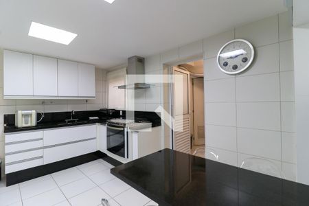 Apartamento para alugar com 147m², 4 quartos e 3 vagasCozinha