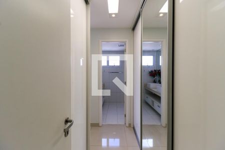 Apartamento para alugar com 147m², 4 quartos e 3 vagasCloset da suíte 1