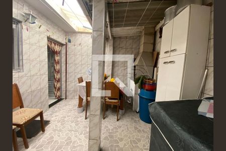 Casa à venda com 80m², 2 quartos e 2 vagasÁrea de Serviço