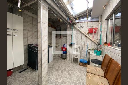 Casa à venda com 80m², 2 quartos e 2 vagasÁrea de Serviço