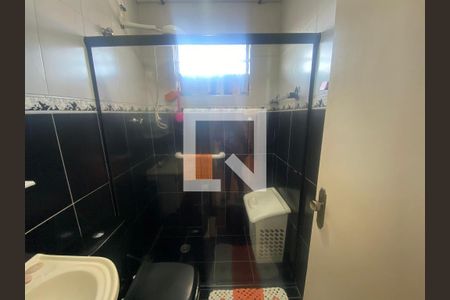 Casa à venda com 80m², 2 quartos e 2 vagasBanheiro