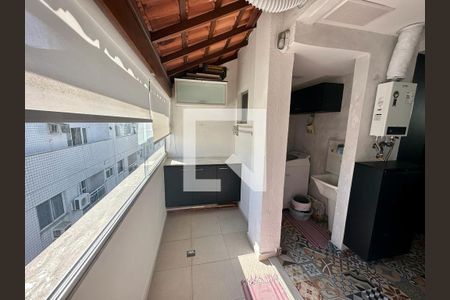 Apartamento à venda com 176m², 3 quartos e 1 vaga Apartamento à venda com 176m², 3 quartos e 1 vagaCozinha e Área de Serviço