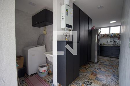 Apartamento à venda com 176m², 3 quartos e 1 vaga Apartamento à venda com 176m², 3 quartos e 1 vagaCozinha e Área de Serviço