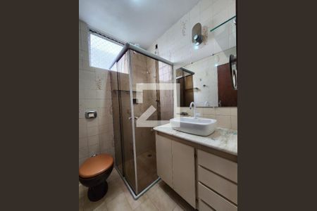 Banheiro de apartamento para alugar com 3 quartos, 100m² em Santo Antônio, Belo Horizonte