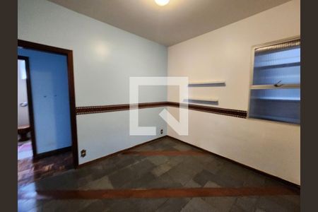 Sala de apartamento para alugar com 3 quartos, 100m² em Santo Antônio, Belo Horizonte