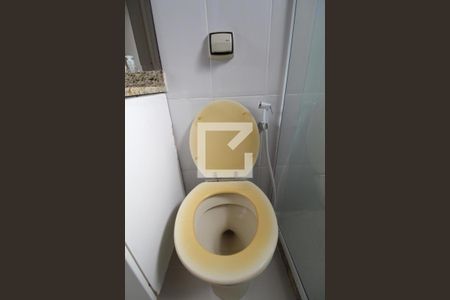 Apartamento à venda com 93m², 2 quartos e 3 vagasBanheiro Social