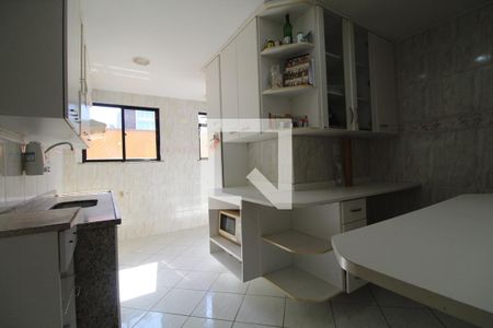 Apartamento à venda com 93m², 2 quartos e 3 vagasCozinha