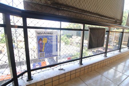 Apartamento à venda com 93m², 2 quartos e 3 vagasFachada 