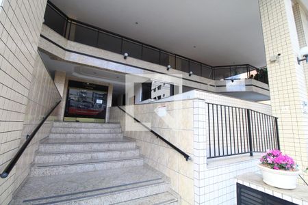 Apartamento à venda com 93m², 2 quartos e 3 vagasFachada e portaria