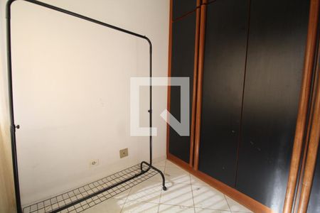 Apartamento à venda com 93m², 2 quartos e 3 vagasQuarto de Serviço