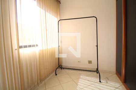 Apartamento à venda com 93m², 2 quartos e 3 vagasQuarto de Serviço