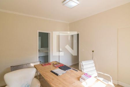 Casa à venda com 350m², 3 quartos e 4 vagasSuíte