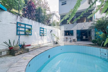 Casa à venda com 350m², 3 quartos e 4 vagasÁrea Externa