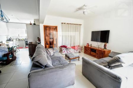 Casa para alugar com 3 quartos, 245m² em Jardim Bela Vista, Campinas