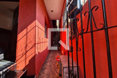 Entrada de casa para alugar com 3 quartos, 300m² em Cidade São Mateus, São Paulo