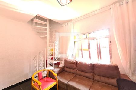 Sala de casa para alugar com 3 quartos, 300m² em Cidade São Mateus, São Paulo