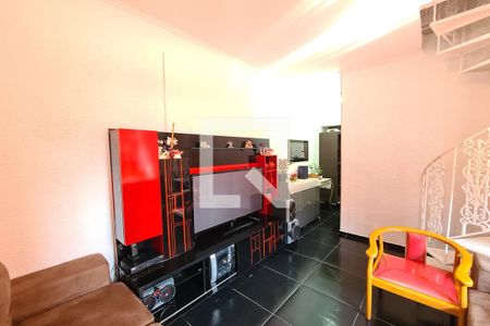Sala de casa para alugar com 3 quartos, 300m² em Cidade São Mateus, São Paulo