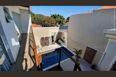 Casa à venda com 218m², 4 quartos e 4 vagas