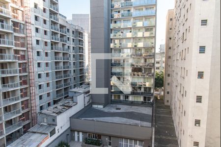 Vista da sala/quarto de apartamento à venda com 1 quarto, 30m² em Liberdade, São Paulo