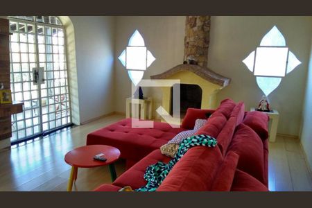 Casa à venda com 4 quartos, 451m² em Taquaral, Campinas