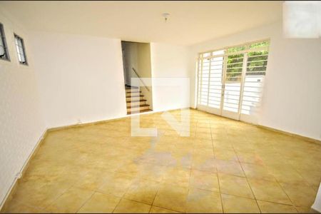 Casa à venda com 5 quartos, 187m² em Jardim Guanabara, Campinas