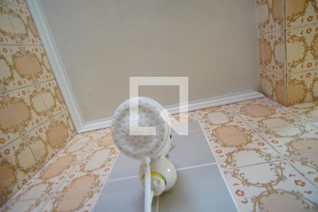 Casa à venda com 109m², 3 quartos e 6 vagasBanheiro 